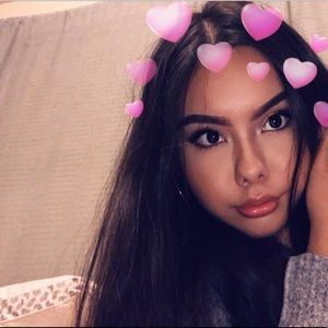 Meet your Posher, Roxanne